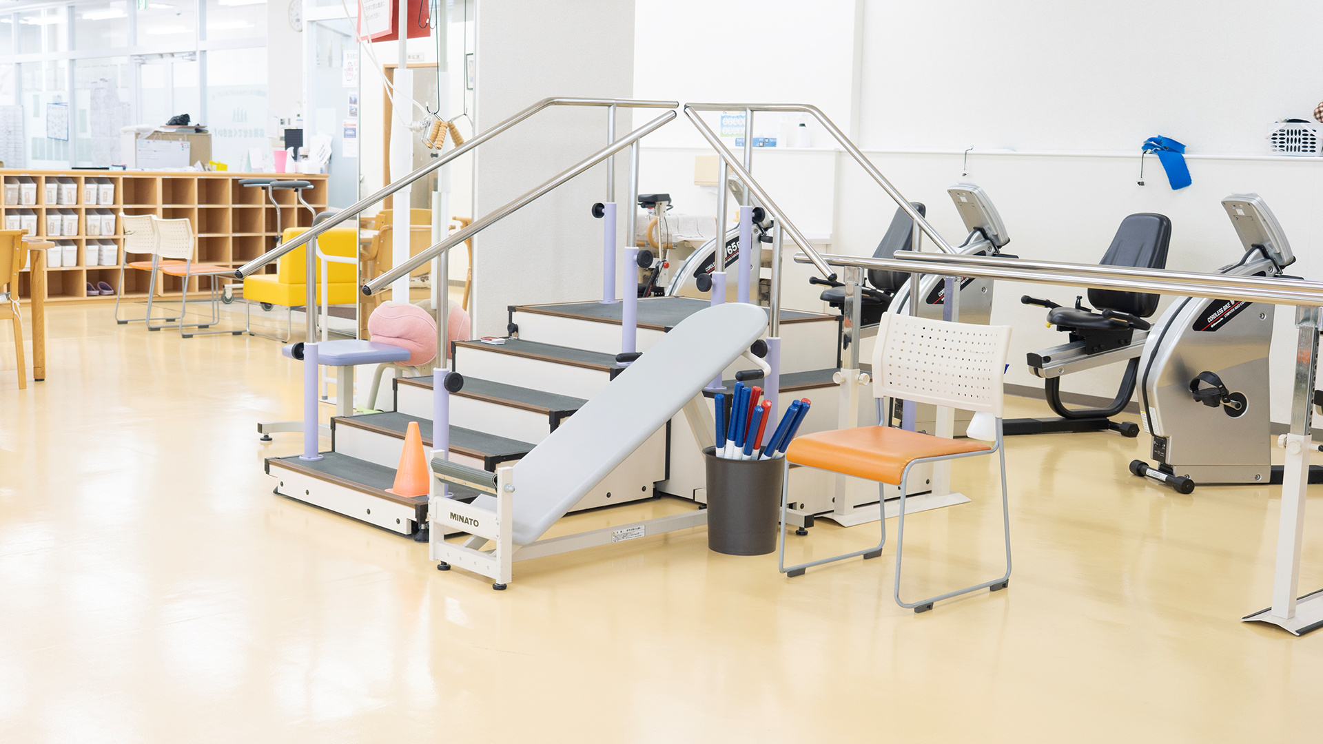 平行棒＋階段 別カット